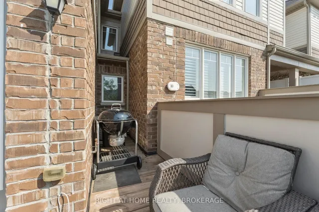 Additional image 37 of 1137 Duignan Cres