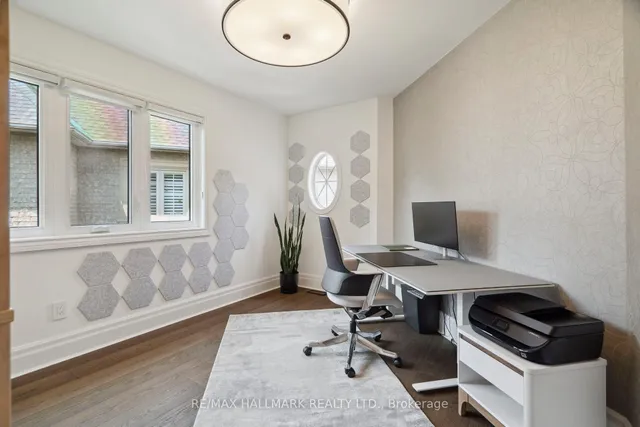 Additional image 27 of 2092 PINEVALLEY Cres