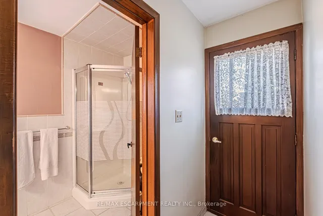 Additional image 25 of 20 Harvard Pl