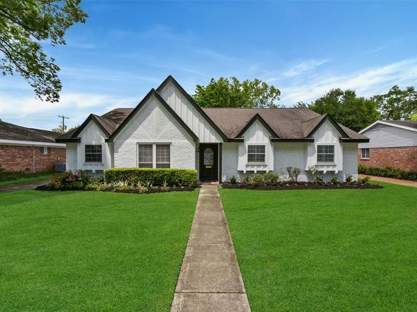 5946 Valkeith Dr, Houston, TX 77096