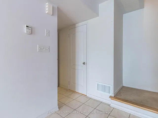 Additional image 6 of 2504 Post Rd Unit 20