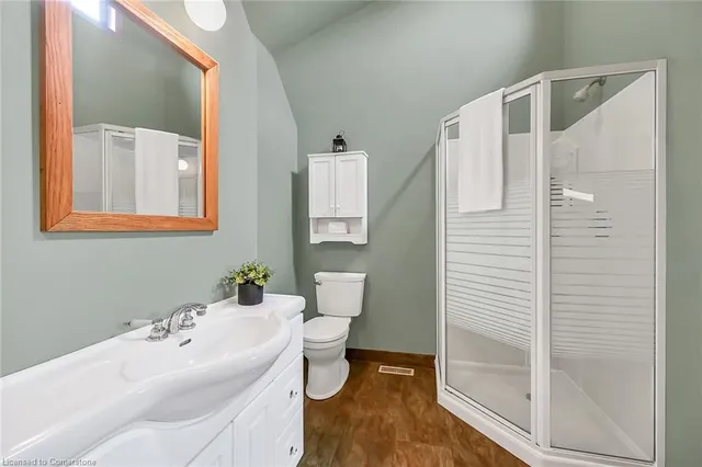 Additional image 25 of 70 Home St