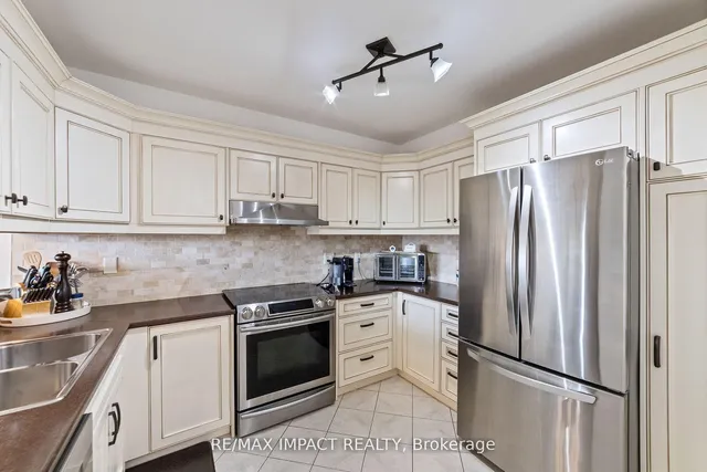 Additional image 15 of 234 Albion Rd Unit 1809