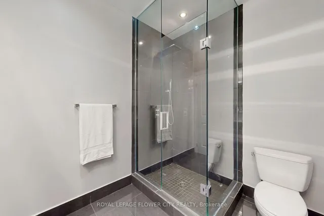 Additional image 18 of 8 Furnival Rd