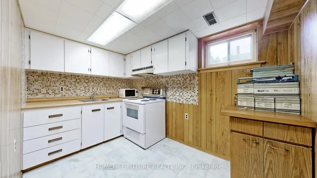 Additional image 20 of 96 Invergordon Ave