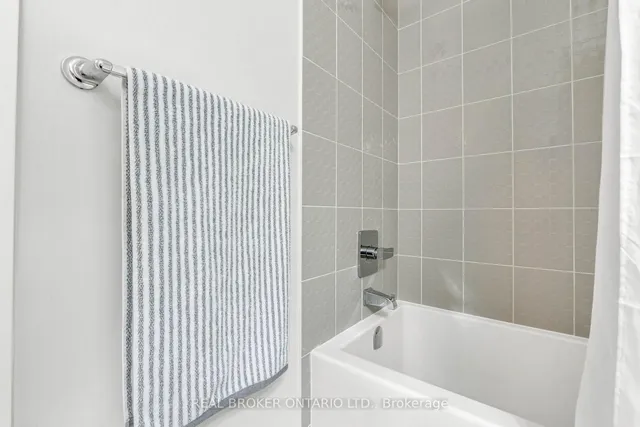 Additional image 18 of 15 Lynch St Unit 1904