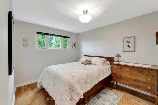 Additional image 36 of 31 Rialto Crt