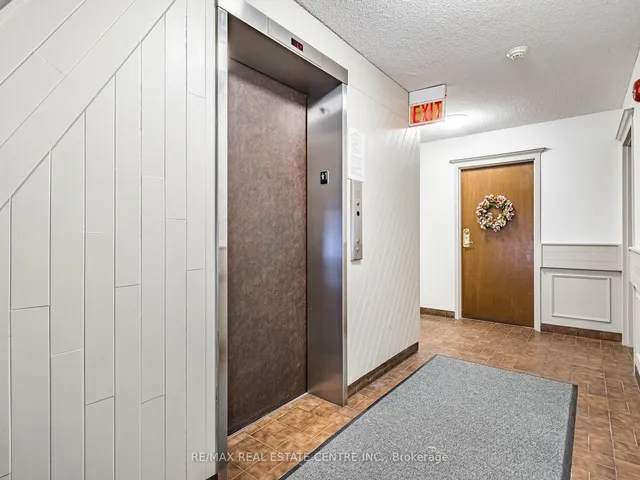 Additional image 10 of 23 Main St Unit 406