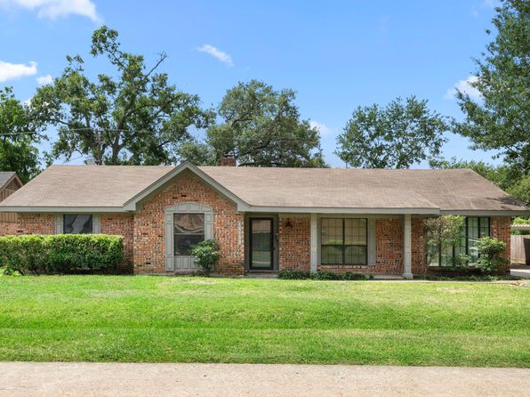 10139 Knoboak Dr, Houston, TX 77080