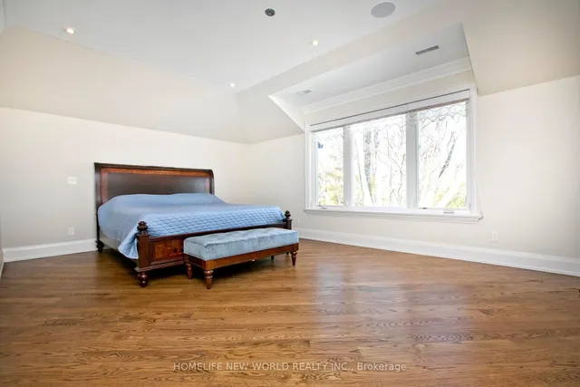 Additional image 21 of 302. Johnston Ave