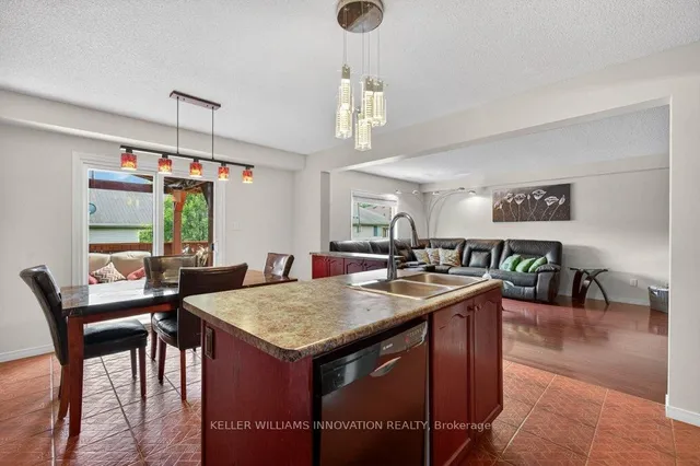 Additional image 8 of 324 Beaumont Cres