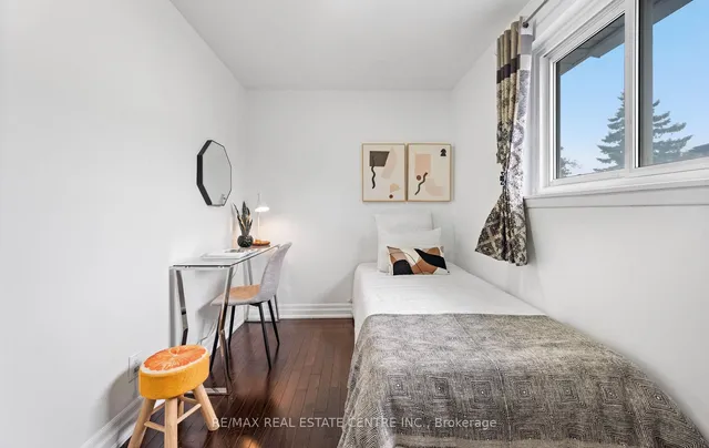 Additional image 36 of 18 Dearbourne Blvd