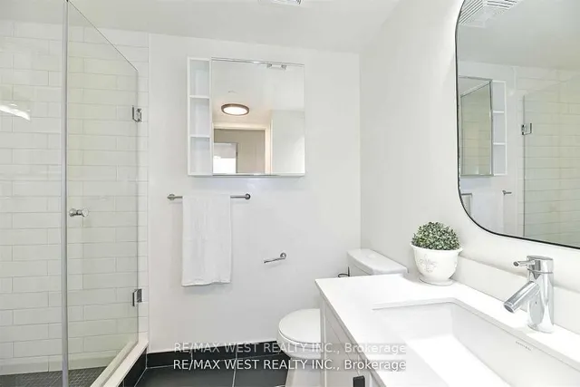 Additional image 14 of 2212 Lake Shore Blvd Unit 506