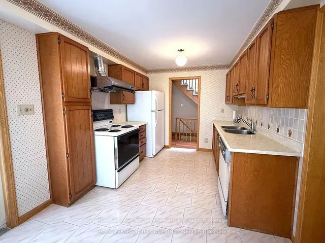 Additional image 4 of 90 Belinda Sq