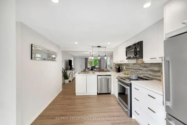 Additional image 16 of 2387 Glenwood School Dr