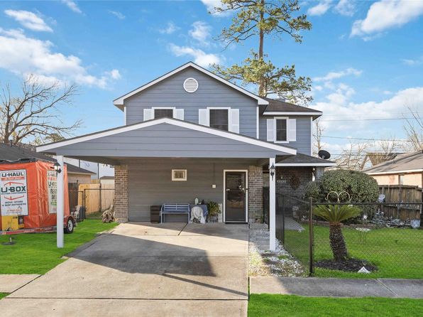 8202 Caddo Rd, Houston, TX 77078