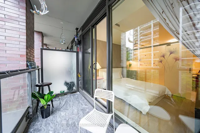 Additional image 26 of 81 Wellesley St Unit 307