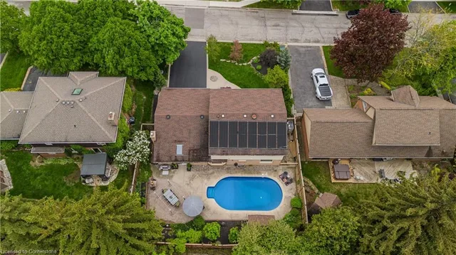 Additional image 39 of 6 Carl Cres