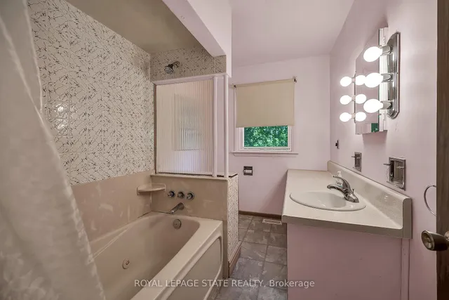 Additional image 23 of 559 Westview Ave