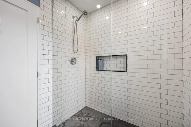 Additional image 32 of 257 Montrose Ave