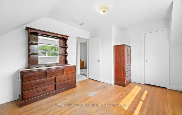 Additional image 25 of 129 Allenby Ave