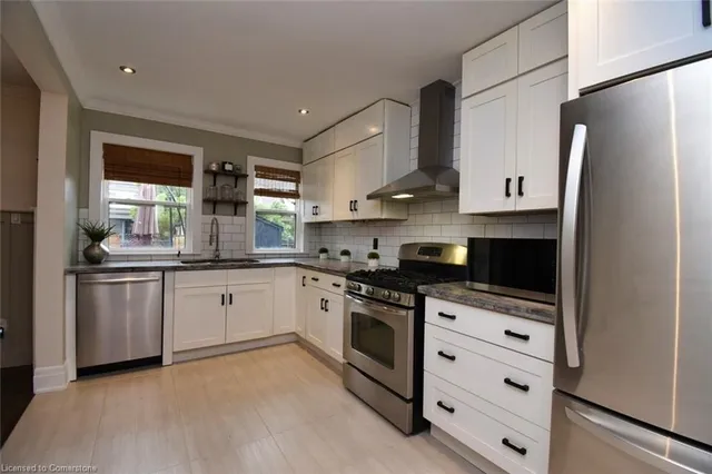 Additional image 11 of 248 Province St