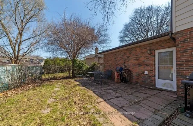 Additional image 28 of 10 Esquire Pl