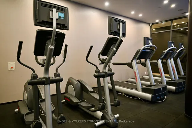 Additional image 28 of 770 Bay St Unit 2504