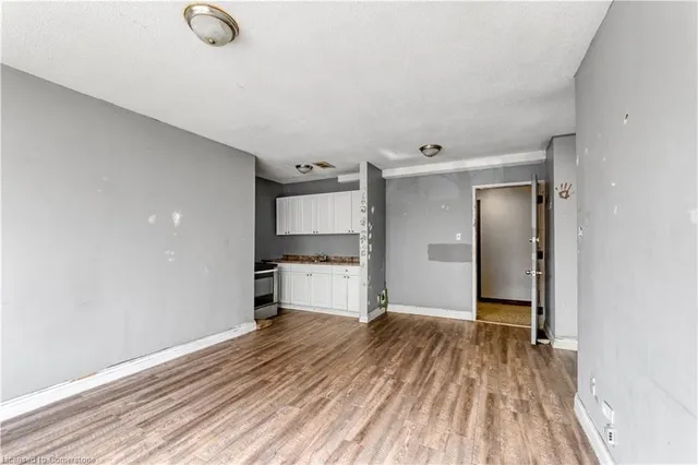 Additional image 14 of 295 Melvin Ave