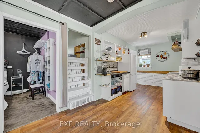 Additional image 15 of 82 Kehl St