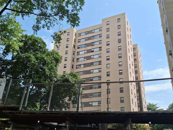 6 Fordham Hill Oval APT 2G, Bronx, NY 10468