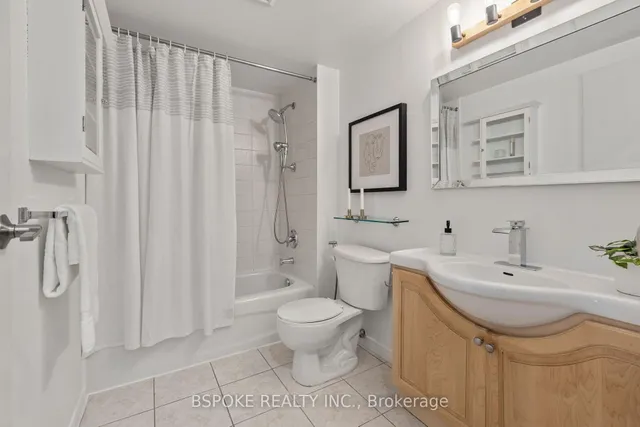 Additional image 17 of 46 Western Battery Rd Unit 834