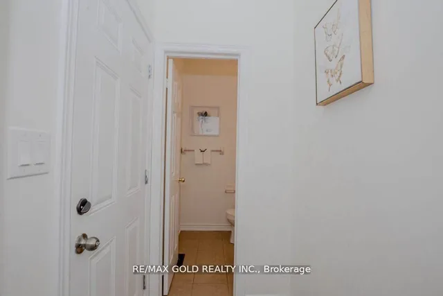 Additional image 18 of 66 Crumlin Cres