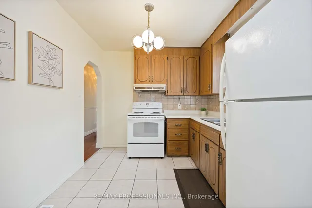 Additional image 5 of 2 Coolhurst Dr