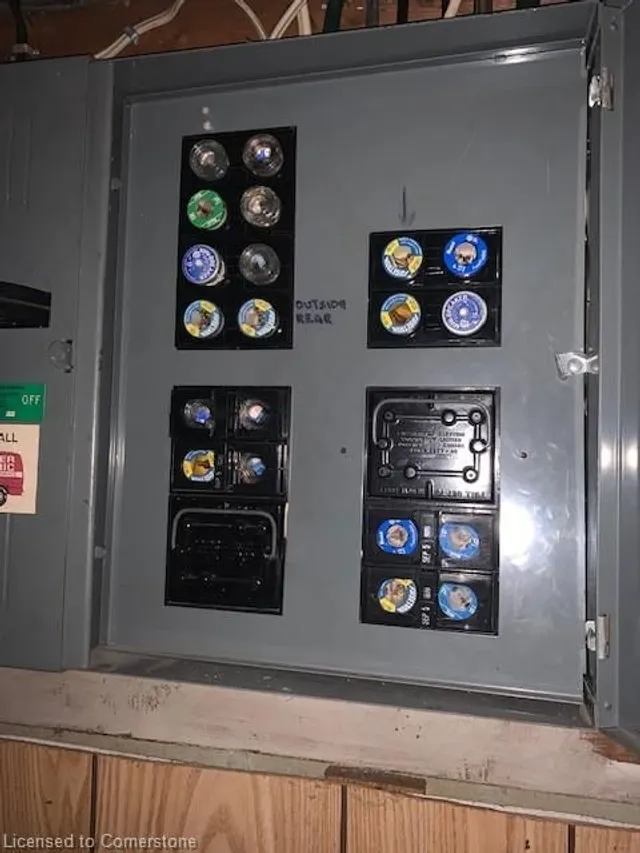 Additional image 24 of 14 Hollywood St