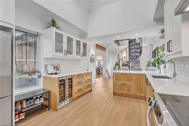 Additional image 12 of 15 Fairmount Ave