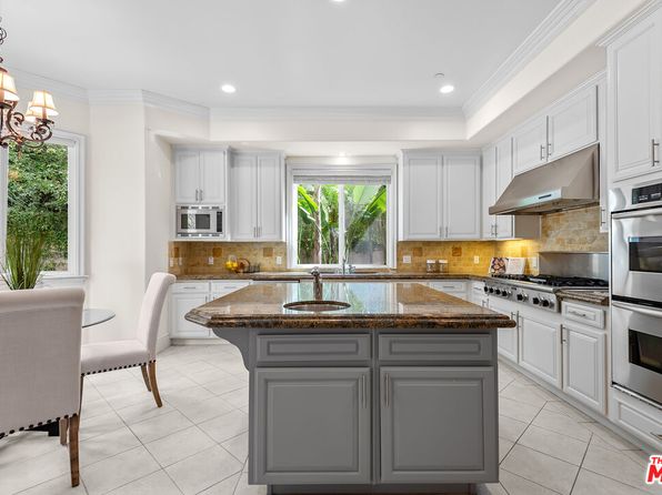 2997 Beverly Glen Cir, Los Angeles, CA 90077