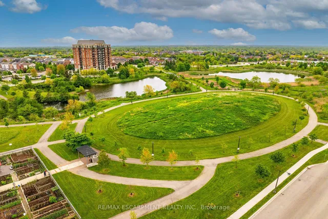 Additional image 41 of 35 Hays Blvd Unit 11