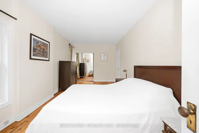 Additional image 19 of 300 Charlton Ave