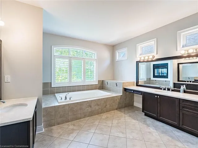 Additional image 32 of 28 Elbern Markell Run