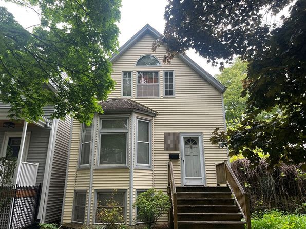 3818 N Marshfield Ave, Chicago, IL 60613
