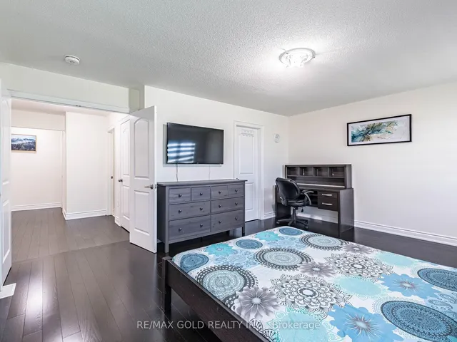 Additional image 20 of 4 Wainwright Dr