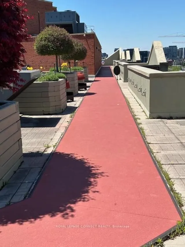 Additional image 43 of 801 King St Unit 601