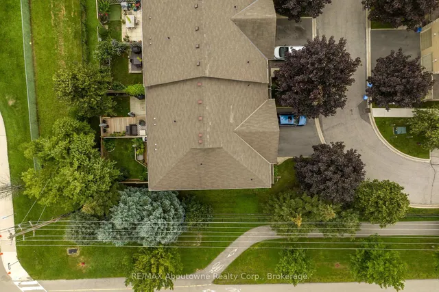 Additional image 41 of 31 Moss Blvd Unit Unit 30