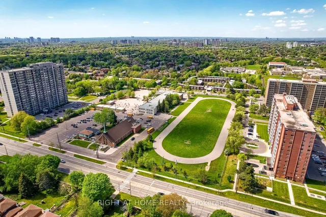 Additional image 42 of 14 Amulet St