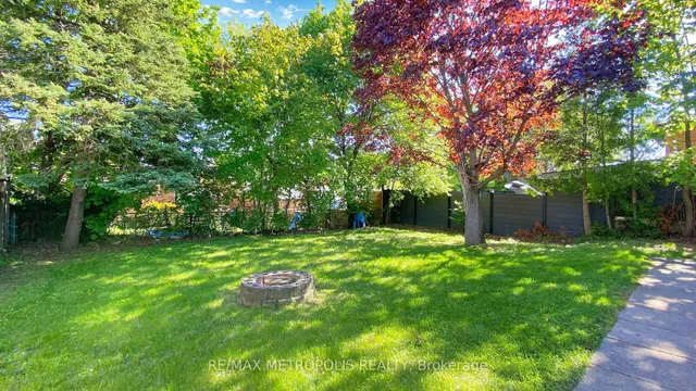 Additional image 50 of 57 Angora St