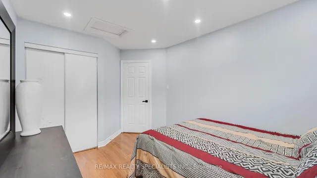 Additional image 36 of 21 EARL  GREY Cres