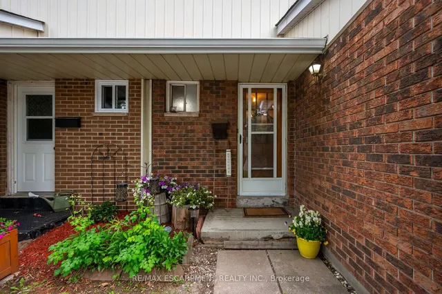 Additional image 3 of 5017 Pinedale Ave Unit 21