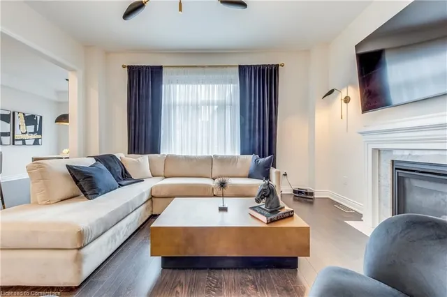 Additional image 10 of 3239 Millicent Ave