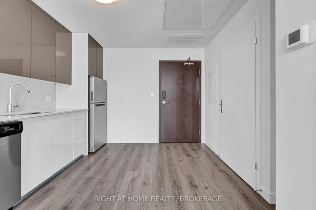 Additional image 10 of 60 Frederick St Unit 2401